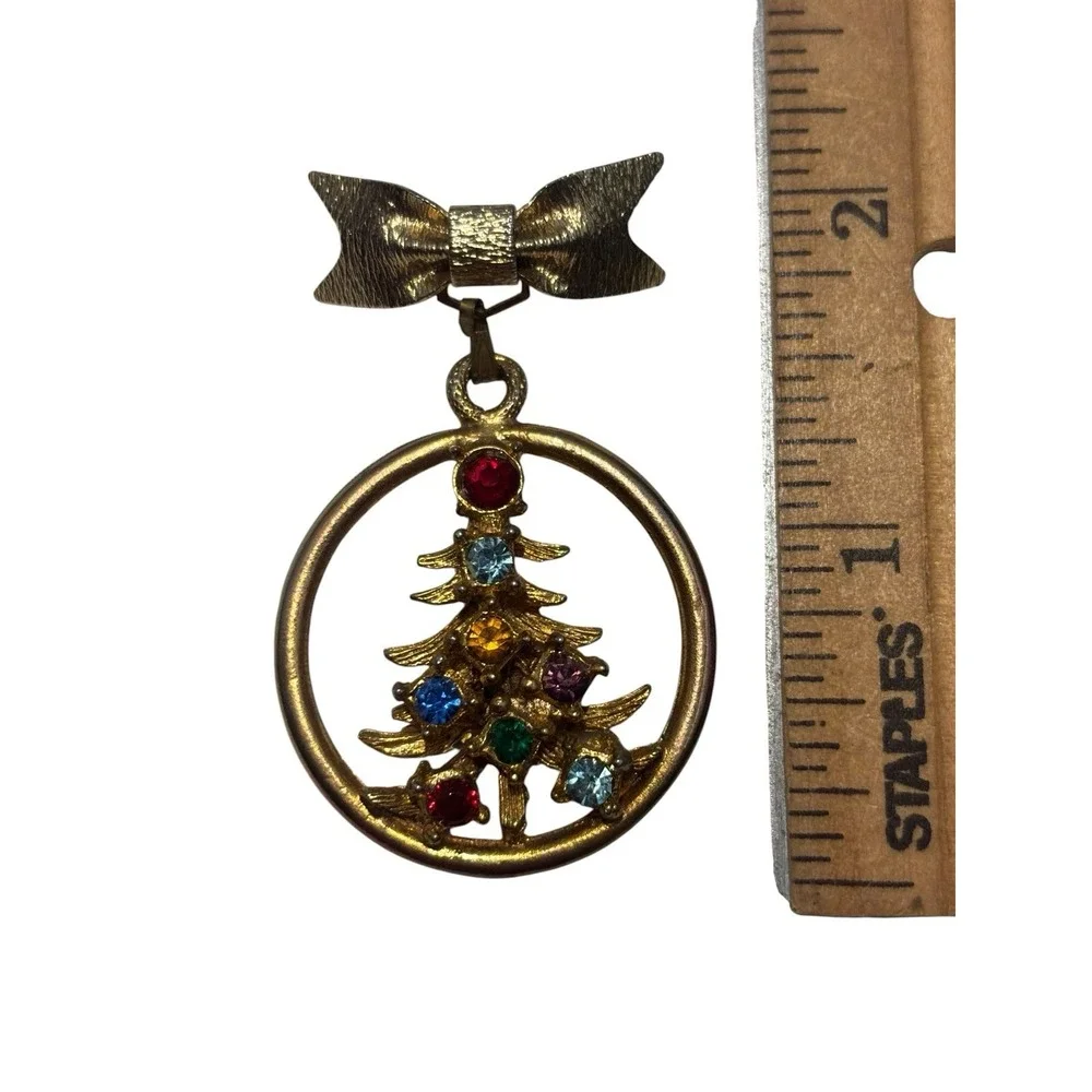 Vintage Gold Tone Colorful Rhinestone Christmas Tree Ribbon Ornament Brooch Pin